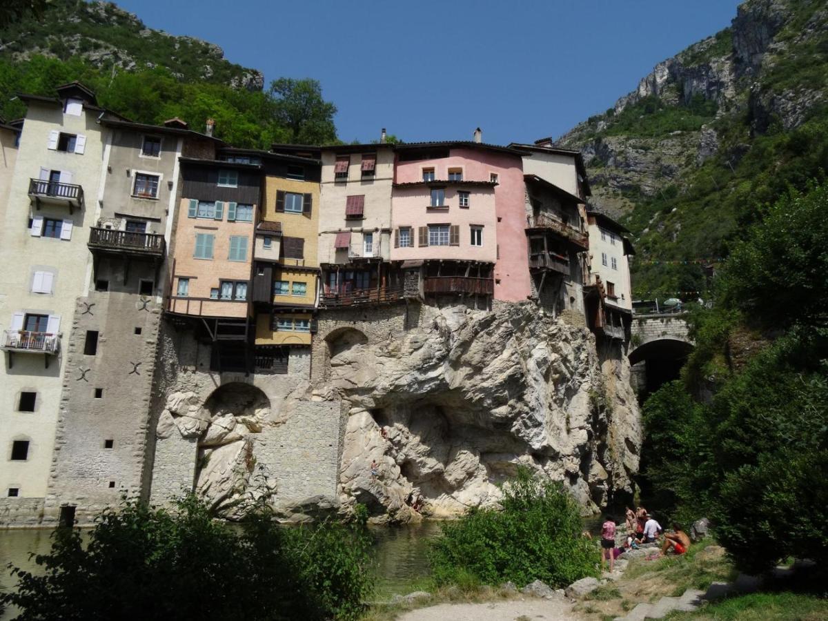 Logez Au Coeur Du Parc Du Vercors Saint-Laurent-en-Royans Esterno foto